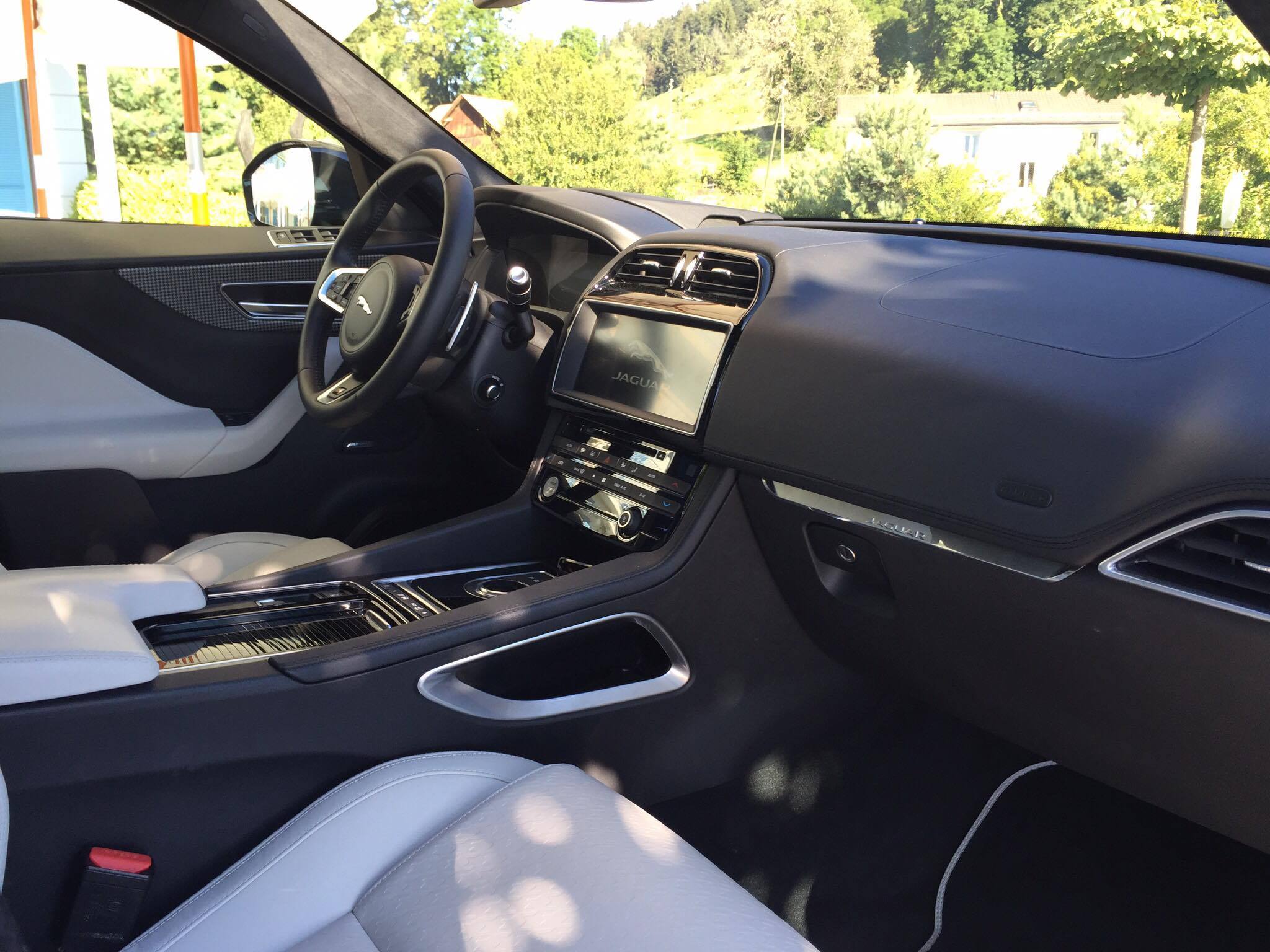 Jaguar F-Pace Interior