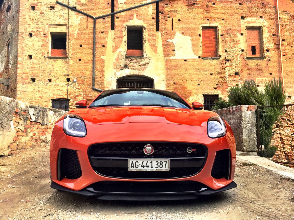 jaguar-f-type-svr-look