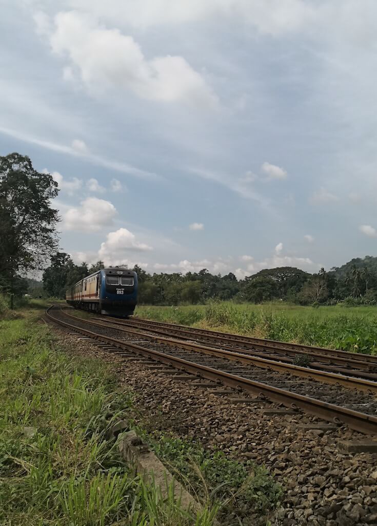 sri lanka train